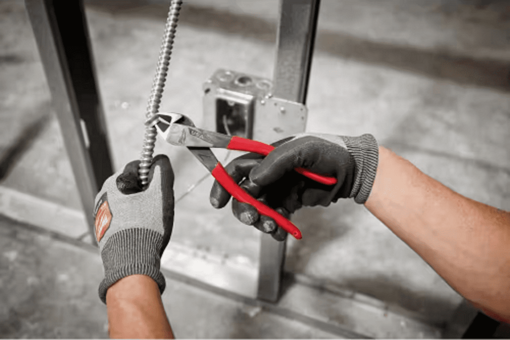 Milwaukee Tool 8 Diagonal Dipped Grip Cutting Pliers (USA)