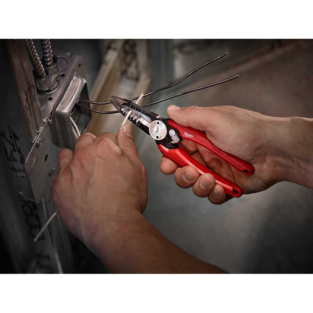 Milwaukee 48-22-3079 COMFORT GRIP 6IN1 PLIERS