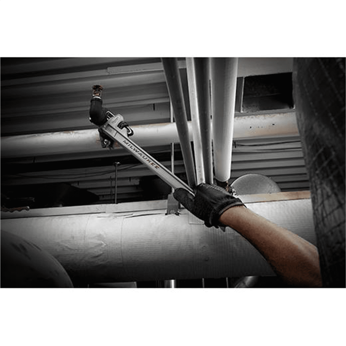 Milwaukee Tool 10L Aluminum Pipe Wrench with POWERLENGTH Handle