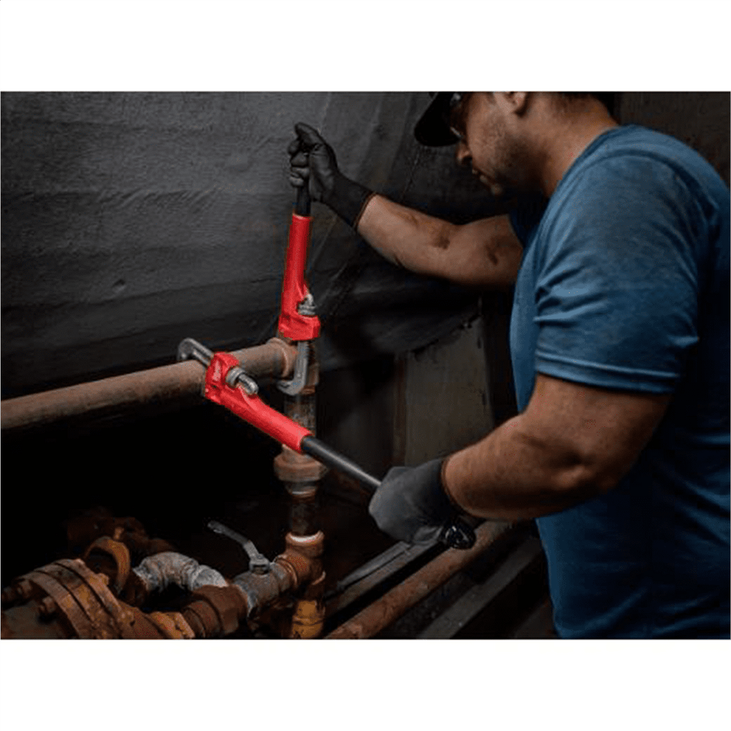 Milwaukee Cheater Adjustable Pipe Wrench 48-22-7314