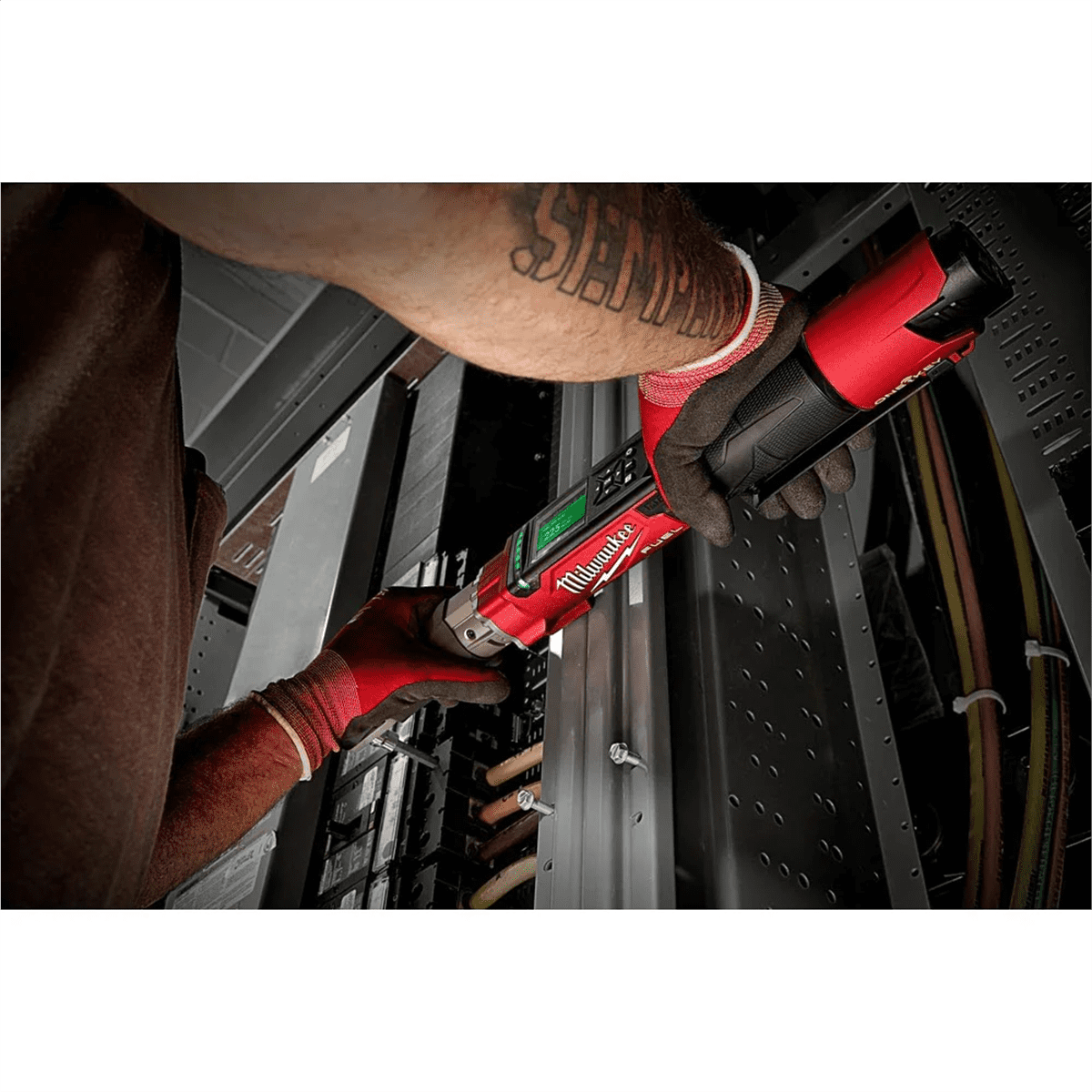 Milwaukee 2465-20 M12 FUEL 3/8 Digital Torque Wrench with ONE-KEY