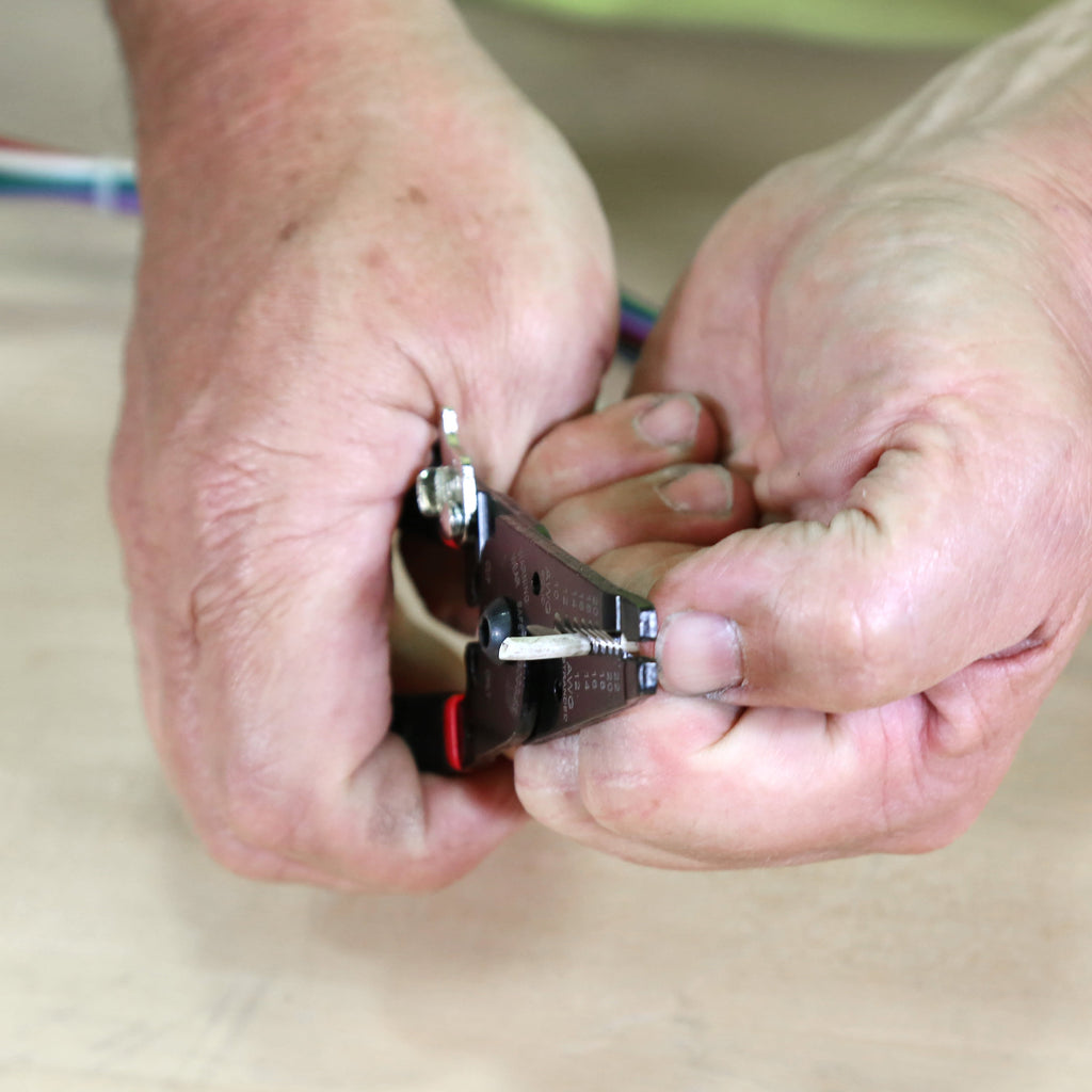 Hyper Tough New 6-inch Wire Stripper with Non-Slip Grips, 7504